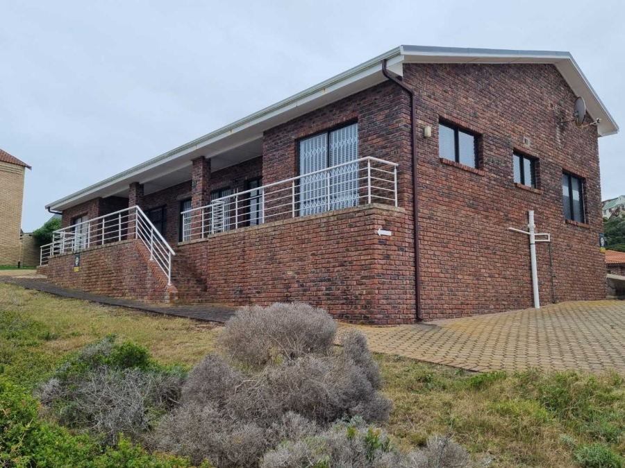 5 Bedroom Property for Sale in Dana Bay Western Cape